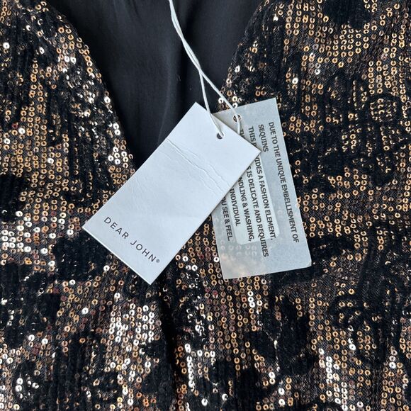 NWT Dear John YAZMINE NOVELTY TOP SPARKLING LILLY SEQUIN SIZE M - Picture 11 of 14